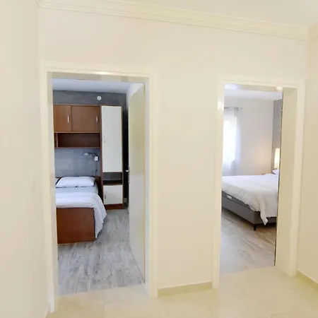 Apartment Komfortable Wohnung, Nur Einen Steinwurf Vom Entfernt