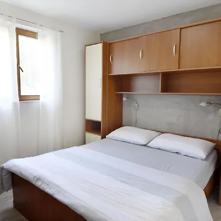 Komfortable Wohnung, Nur Einen Steinwurf Vom Entfernt Apartment Biograd Na Moru